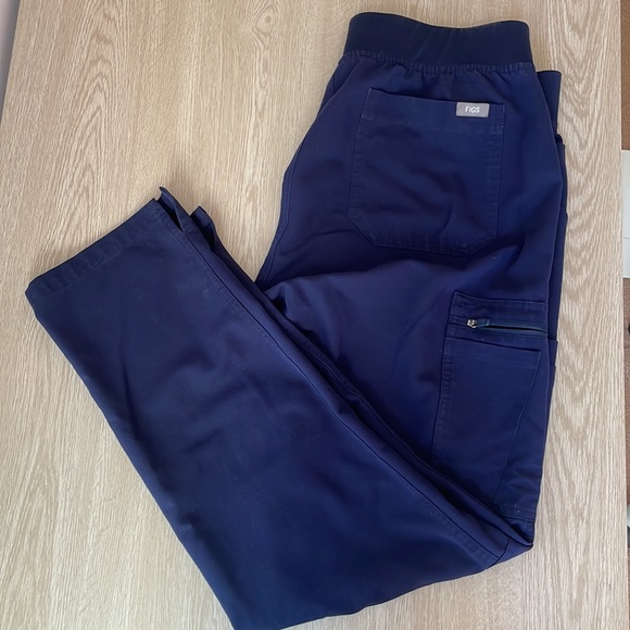 FIGS Yola Skinny Scrub Pants 2.0 - Picture 3 of 5